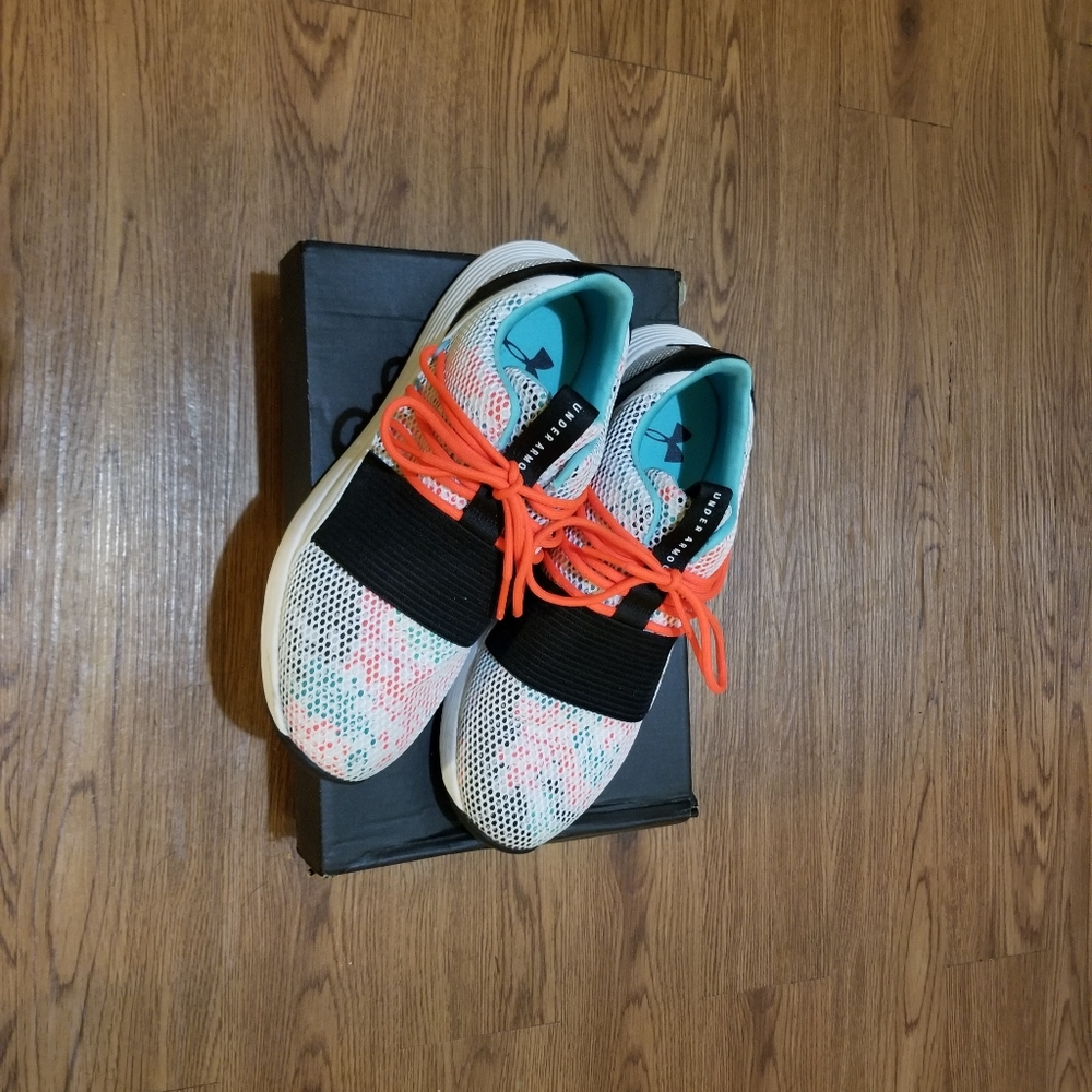 Under Armour Breathe Lace Size 9